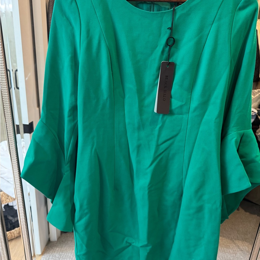 Black Halo Emerald Blouse with Ruffled Sleeves - Picture 5 of 5